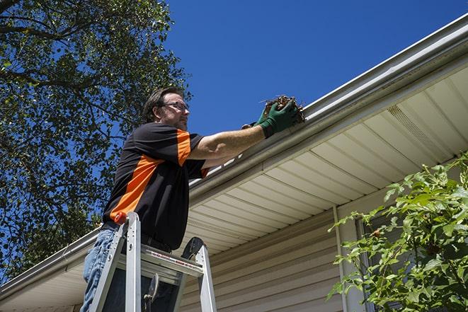 improving drainage with gutter repair in Rolling Hills Estates